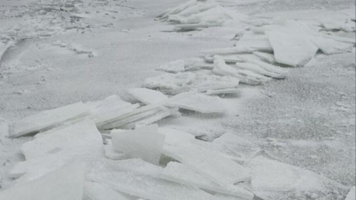 В Саратовской области запрещен выход на волжский лед