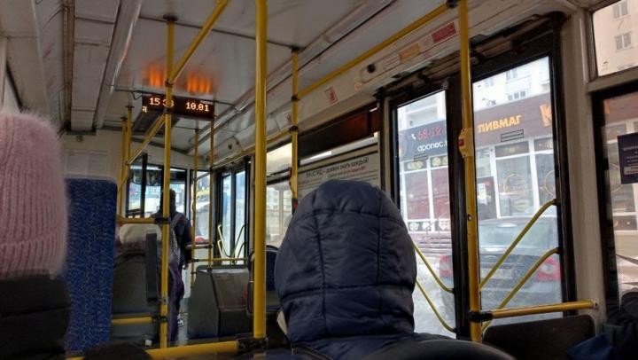 В Саратове из-за ДТП остановился троллейбус № 10