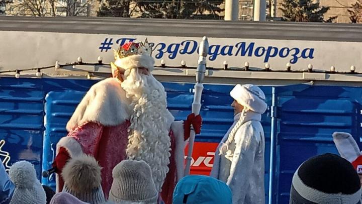 В пятницу в Саратовскую область приедет поезд Деда Мороза