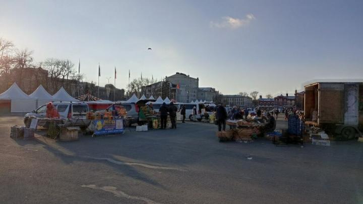 На Театральной площади в Саратове возобновляется субботняя ярмарка