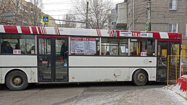 Мэрия Саратова потребовала увеличить число автобусов на десяти маршрутах