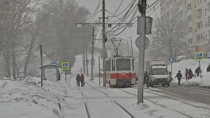 В Саратове отложили закрытие двух трамвайных маршрутов на неопределенный срок