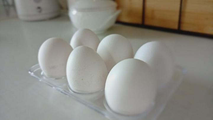 В Саратовской области начали дешеветь яйца