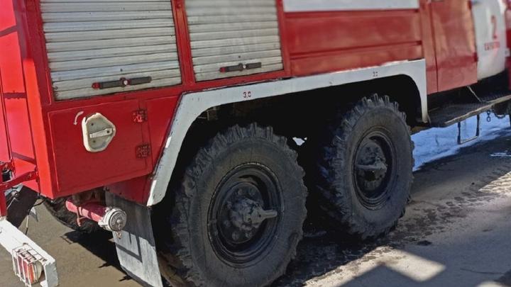 Женщина отравилась дымом на пожаре в Балашове