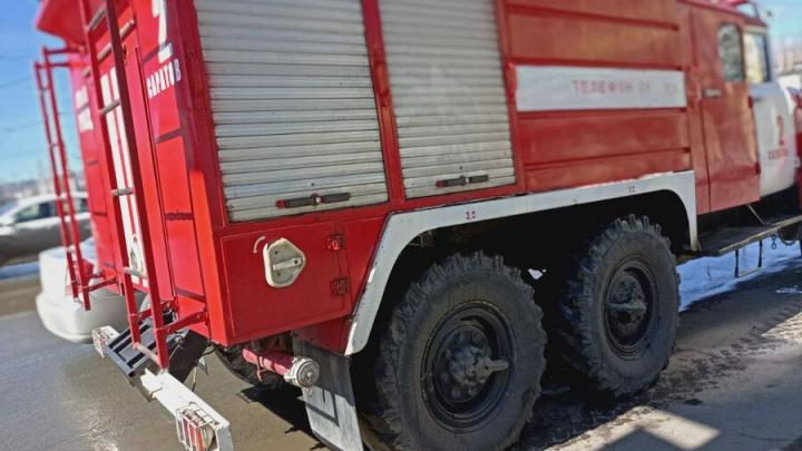 В Волжском районе Саратова пожарные тушили квартиру в девятиэтажке