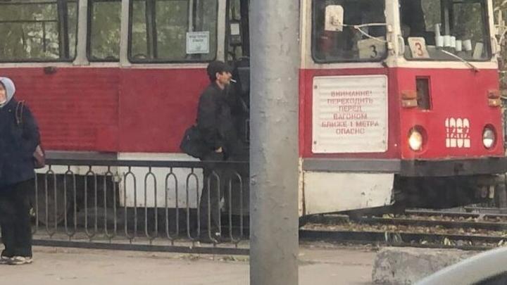 В Саратове остановилось движение трамваев маршрута №7