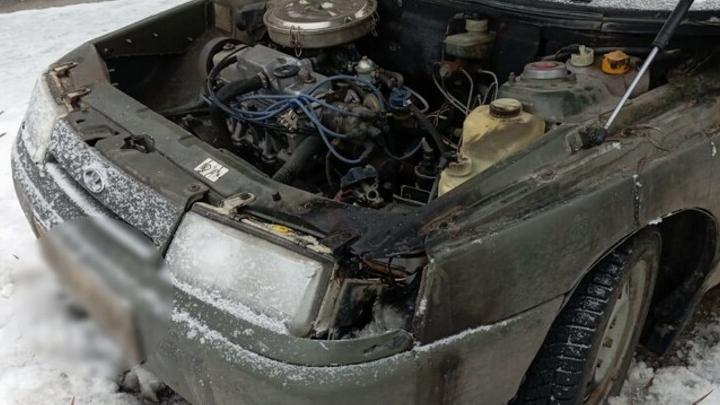 Житель Пугачева сжег три машины из-за долгов