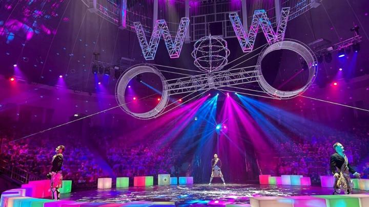 Шоу «WOW!» в Саратовском цирке: вместе мы – сила!