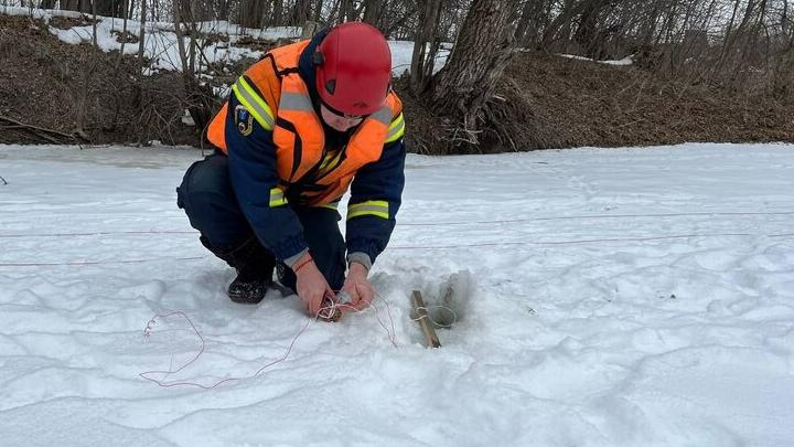 На реках Саратовской области начали взрывать лёд