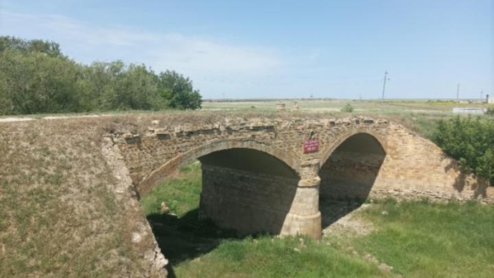 Каменный мост в Ивантеевском районе признан памятником