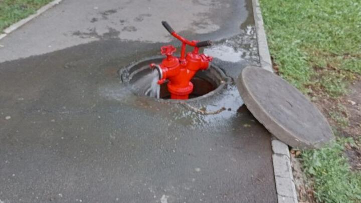 Из-за замены пожарного гидранта в ряде домов Кировского района не будет воды