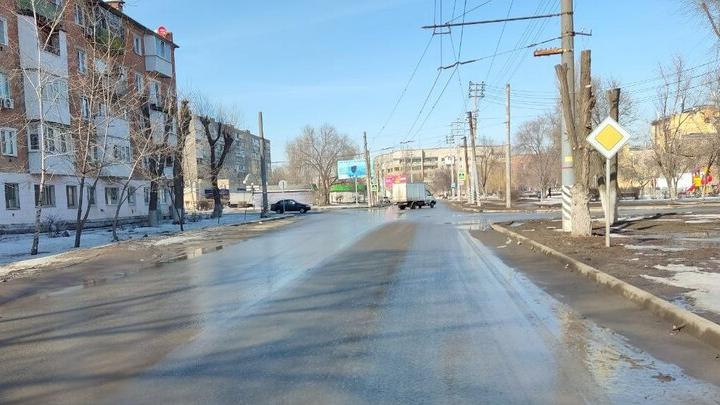 В Энгельсе отремонтировали улицу Космонавтов за 15 млн рублей