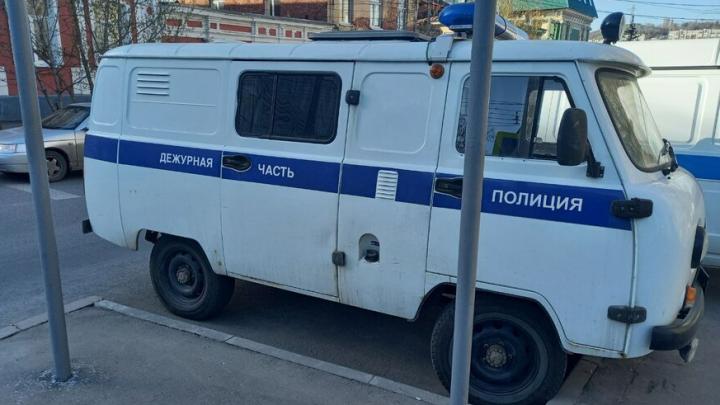 Полиция прикрыла наркопритон в центре Саратова