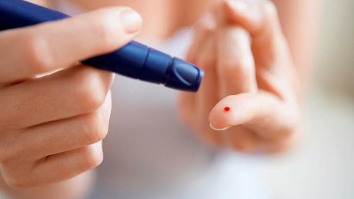 Минздрав рассказал саратовцам о нормальном значении уровня глюкозы в крови