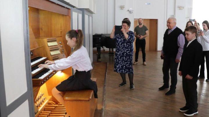 Одаренные дети из Духовницкого района побывали в консерватории по приглашению Николая Панкова 