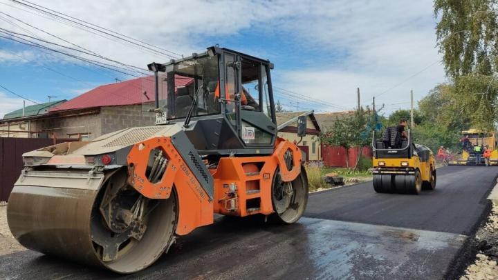 В Энгельс поступят дополнительные средства на ремонт дорог