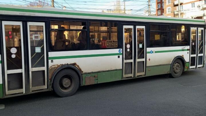 Сотрудники мэрии выявили нарушения в работе трех автобусных маршрутов
