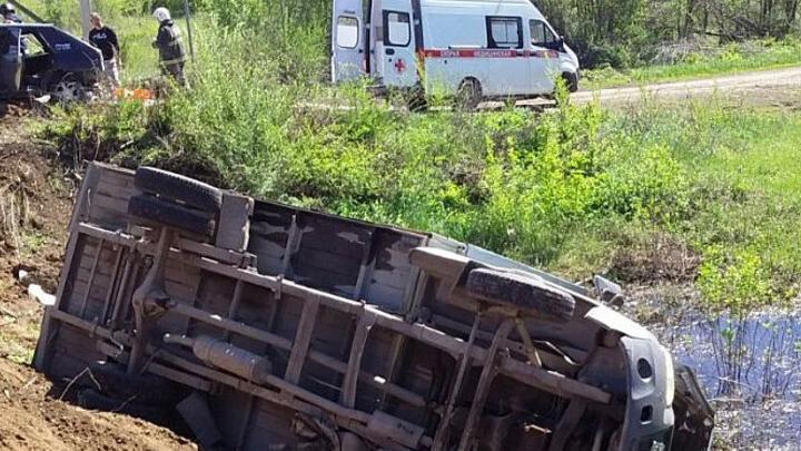 Под Пугачевом в аварии пострадали трое граждан