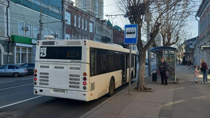 Без ГЛОНАСС и униформы: в Саратове не появились автобусы высшего класса