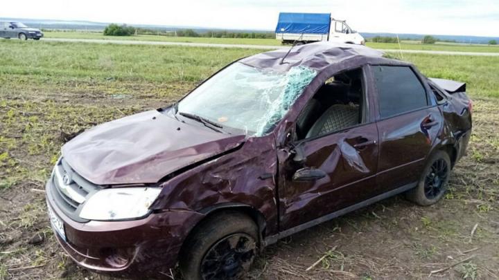В Лысогорском районе в аварии пострадала женщина