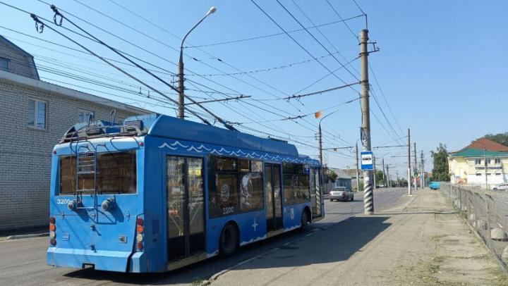 В Саратове остановилось движение двух троллейбусных маршрутов