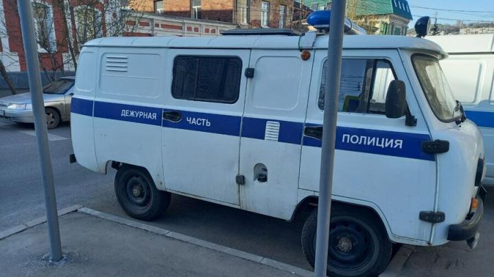 В Балашове полицейский потребовал от подозреваемого деньги за прекращение проверки