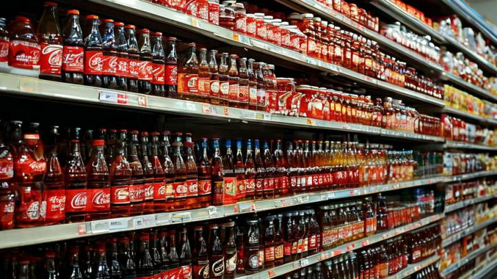 Coca-Cola вернётся в Саратов: как бренд будет бороться с подделками и параллельным импортом