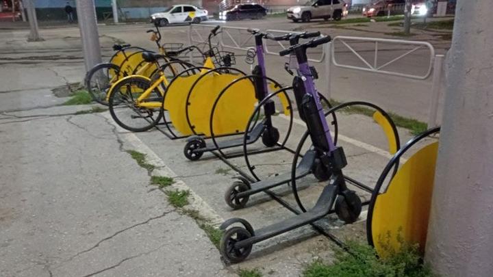 Разбросанные по городу самокаты: какие штрафы грозят саратовцам