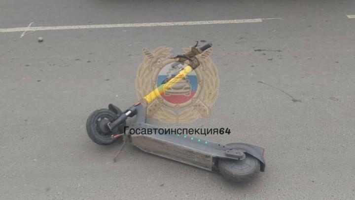 Девушка на самокате попала под колеса 