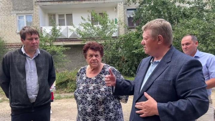 Пугачёвцы пожаловались Николаю Панкову на слабую работу «Облводоресурса» и Фонда капремонта