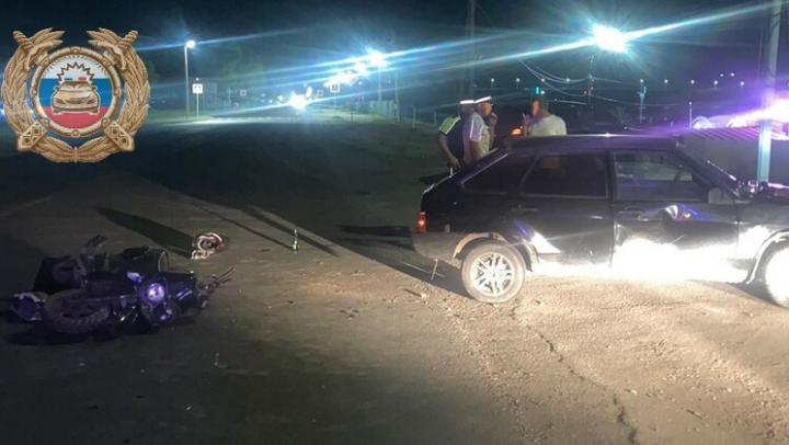 В Балакове водитель и пассажир скутера попали в больницу после ДТП