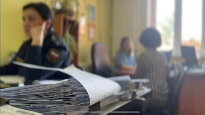 Саратовчанка отсудила у продавца с маркетплейса деньги за бракованную колыбель