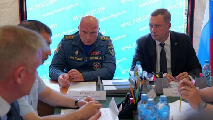 Поисково-спасательные работы на улице Блинова в Саратове будут продолжаться всю ночь