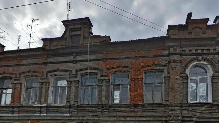 Выявленный памятник в Саратове признали аварийным