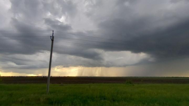 В Саратове ожидается жара до +32 с грозами и сильным ветром