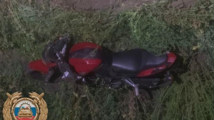 Ночью мотоциклист попал в аварию в Аркадакском районе