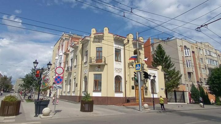 В Саратове отреставрируют старинный особняк на Волжской