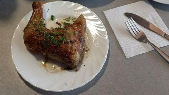 В саратовском кафе избили девочку