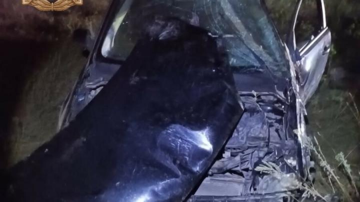 У саратовского села в темноте перевернулся Ford Focus