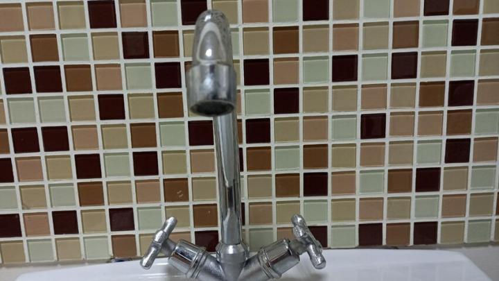 В Энгельсе в домах на нескольких улицах отключат горячую воду