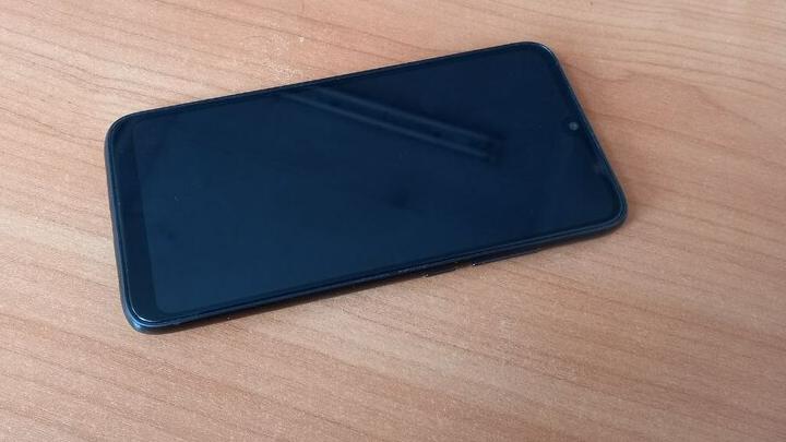 Саратовский рецидивист отправился на отработку за украденный смартфон