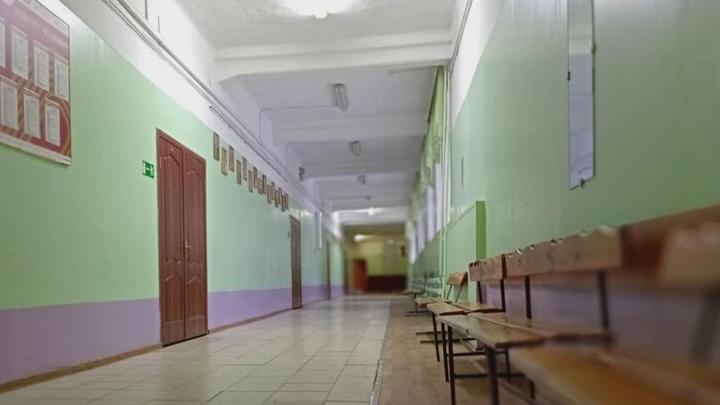 Три саратовские школы переведут на региональный бюджет