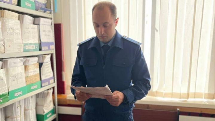 В Ртищево трое уголовников купили водительские права