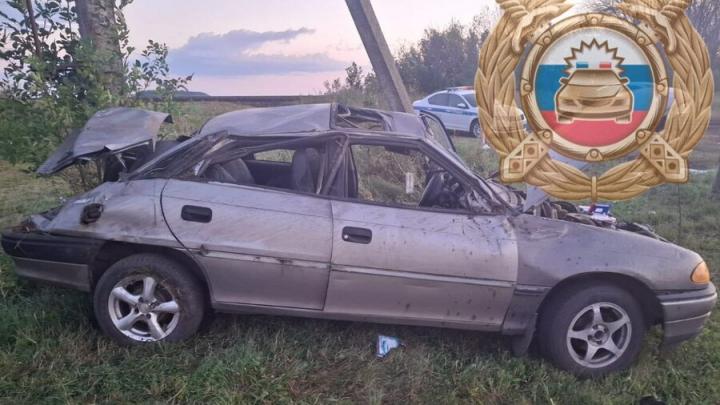 Opel перевернулся в Балашовском районе: погибла женщина