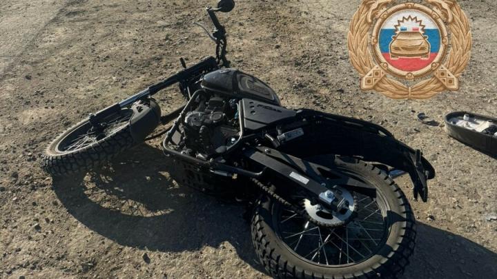 Мотоциклист перевернулся у поселка Жасминный в Саратове