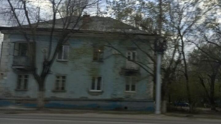 Жительница Саратова через суд добилась выплаты за квартиру в аварийном доме