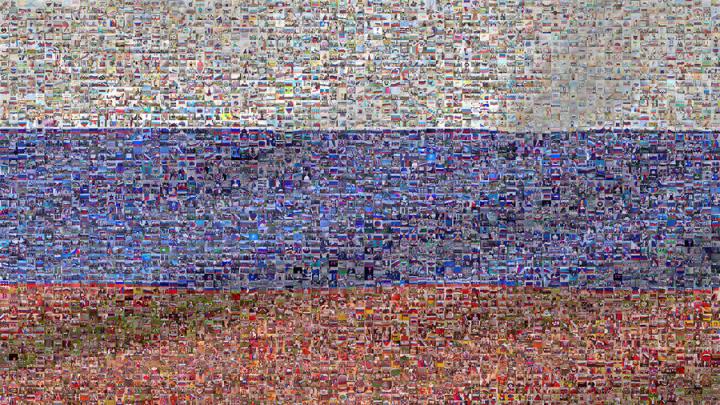 Снимки с флагом жителей Саратовской области вошли в виртуальную выставку Музея Победы