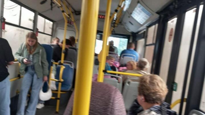 В Саратове из-за ДТП прервано движение трех троллейбусных маршрутов