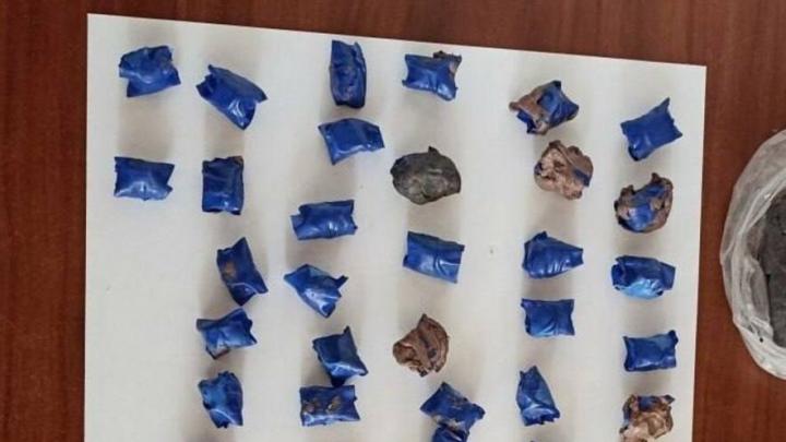 На энгельсских дачах задержали мефедроновую парочку