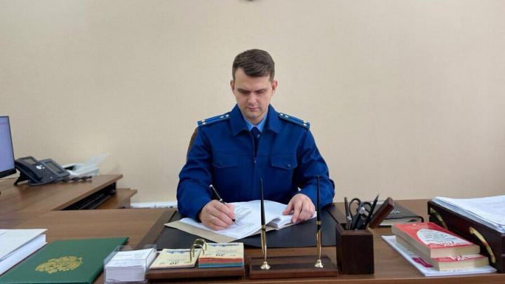 Житель Энгельса во время драки проломил череп мужчине